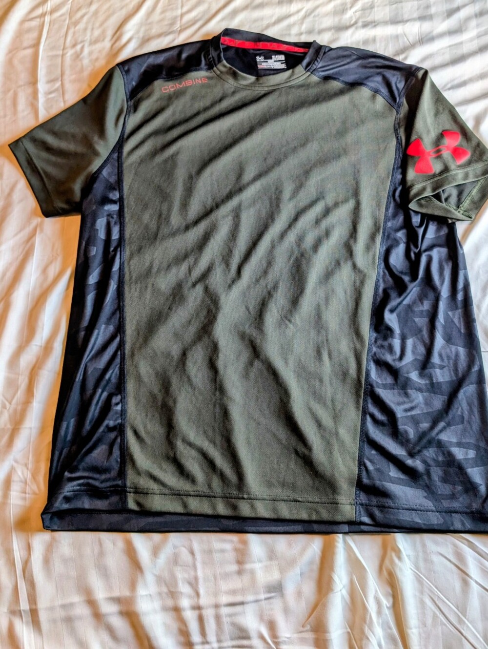 Under Armour Combine HeatGear Shirt Men’s XL Green Black Red Loose